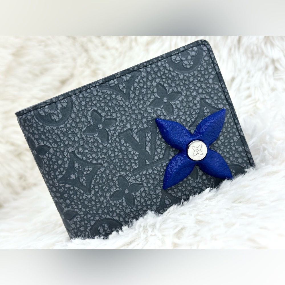Louis Vuitton Granite Multiple Wallet